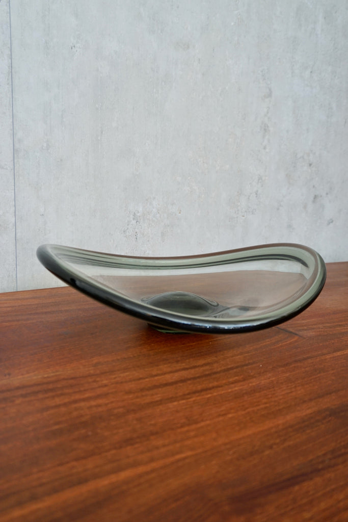 Large sized Glass bowl, by Per Lütken for Holmgaard, Denmark (1962)