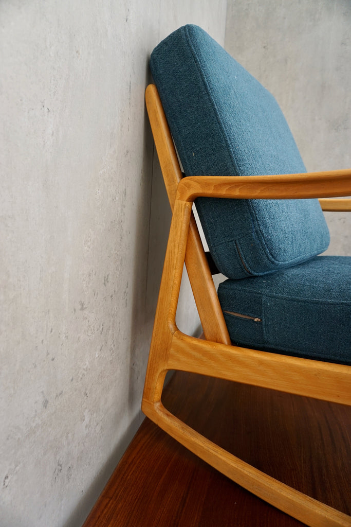 Ole Wanscher FD 110 teak rocking chair (France & Daverkosen) Denmark, 1960s