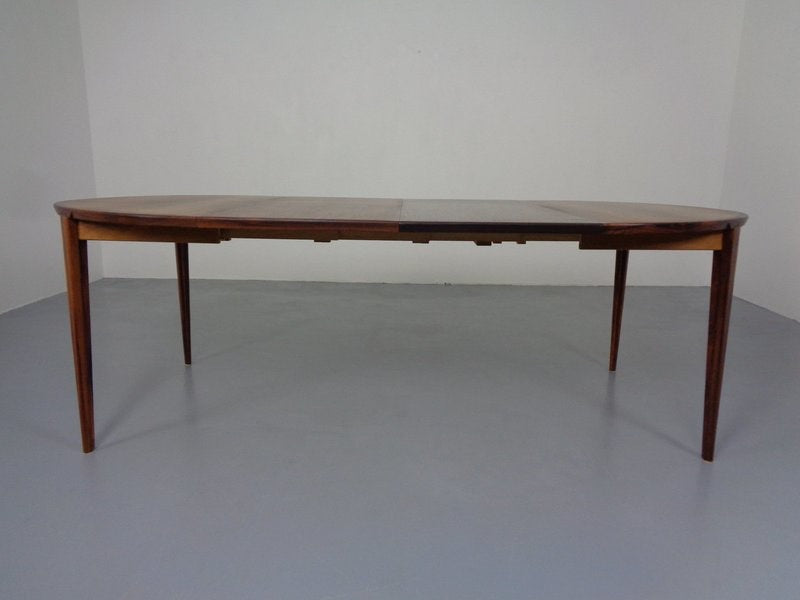 Brazilian rosewood extending table by Henry Rosengren Hansen for Brande Møbelindustri.