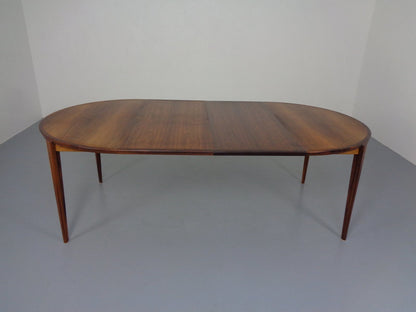 Brazilian rosewood extending table by Henry Rosengren Hansen for Brande Møbelindustri.