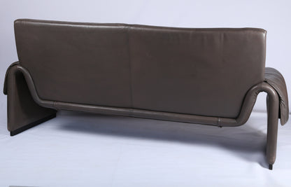 Model 'DS 2011' two seater sofa by De Sede (1983) Switzerland