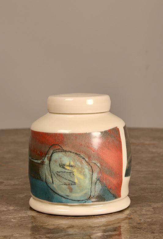 Studio Pottery pot with lid by Ashley Howard