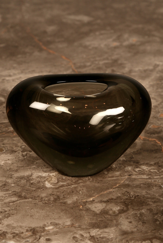 MEDIUM Heart Vase in smoked glass by Per Lütken for Holmegaad C1967 (Denmark)