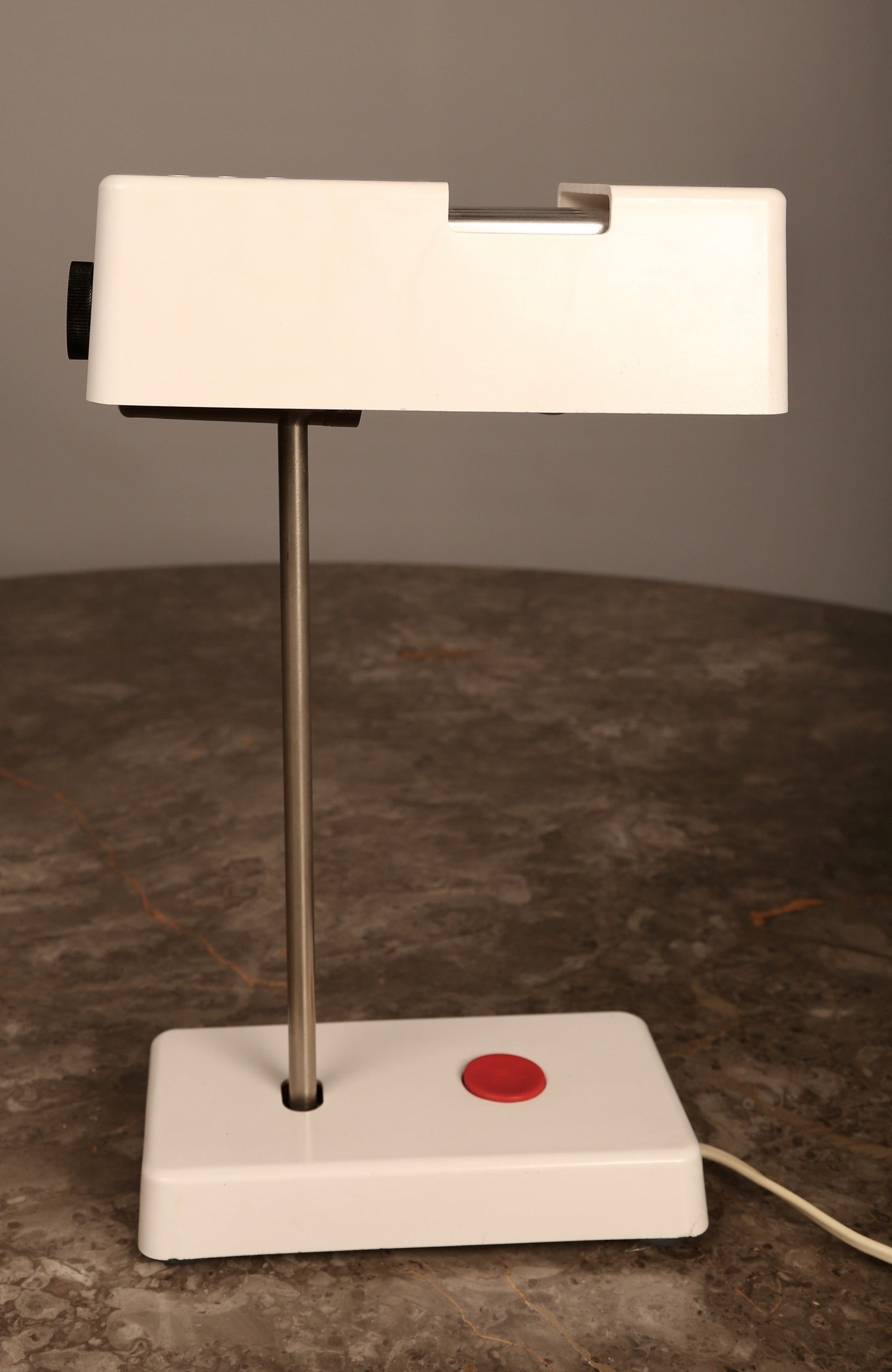 Space age Bakelite desk lamp by Klaus Muslinowski for VEB Dresden, Germany (1980s)