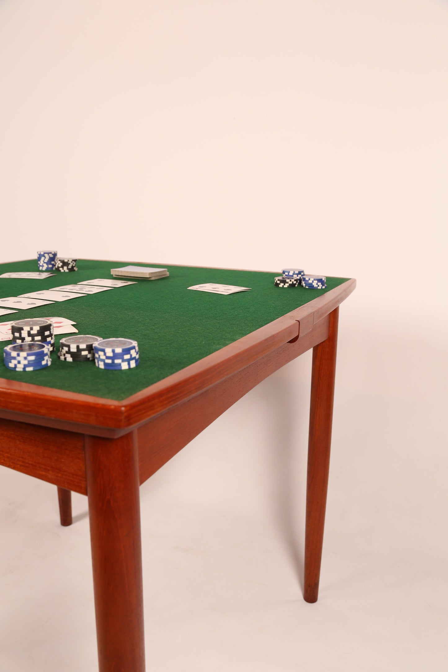 An Am Ansager Möbler metamorphic Teak Extending Dining / Card Table with baize lined reversible top, 1960s (Denmark)