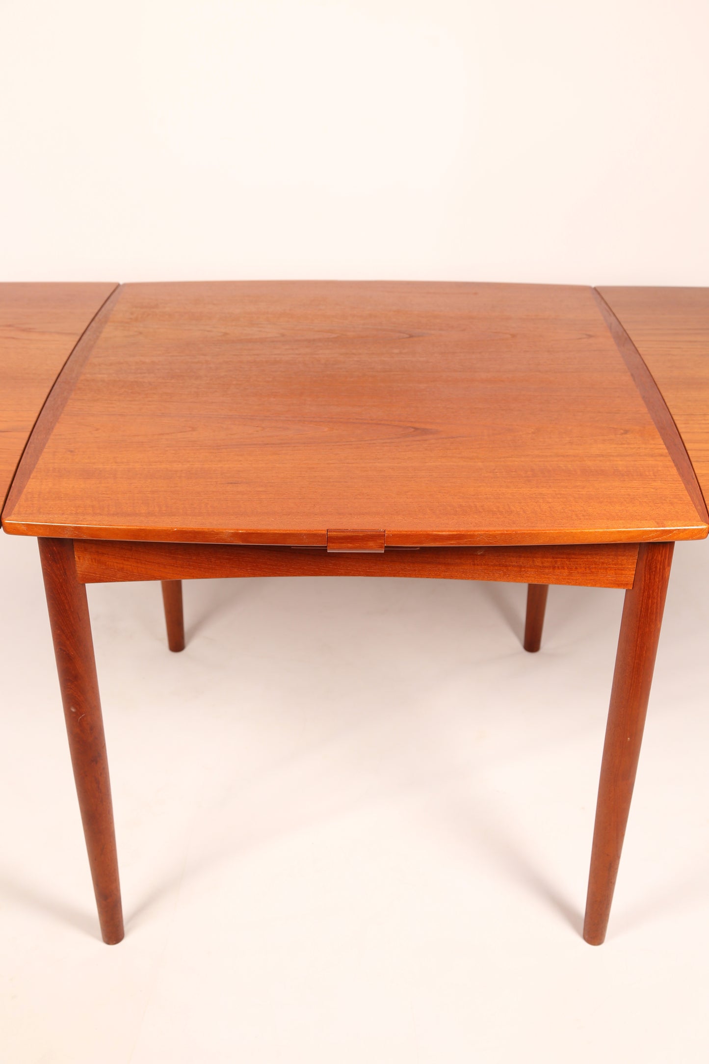 An Am Ansager Möbler metamorphic Teak Extending Dining / Card Table with baize lined reversible top, 1960s (Denmark)