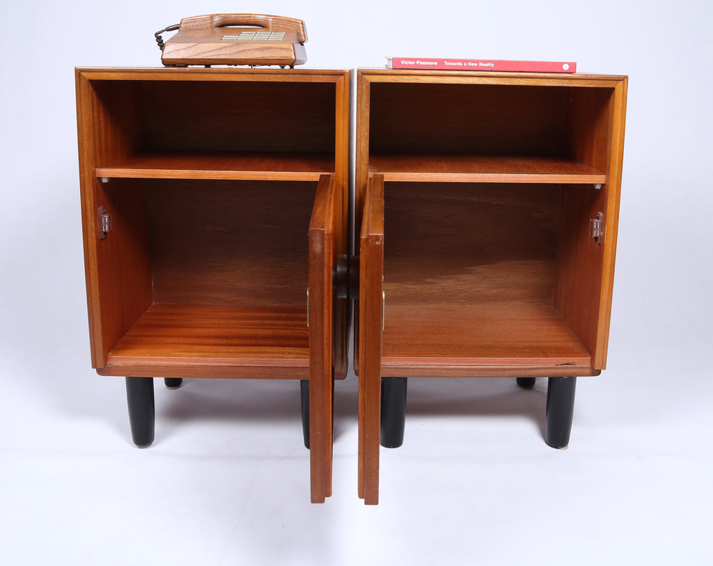 A pair of teak bedside cabinet (1970s)