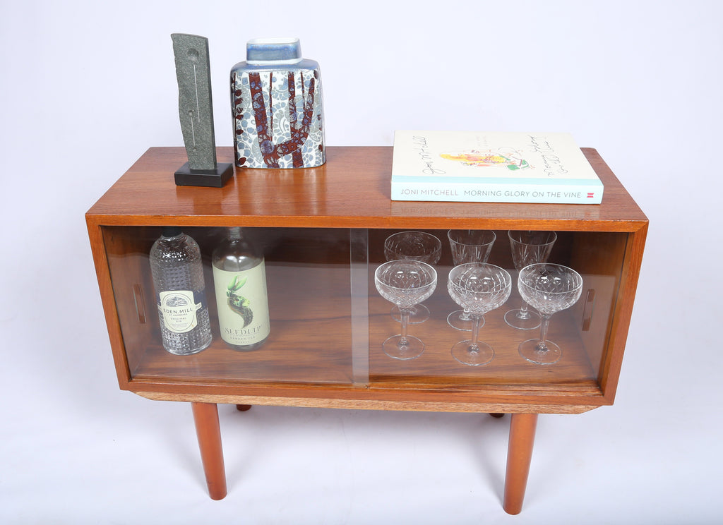 Teak siding glass door cabinet (1970s)