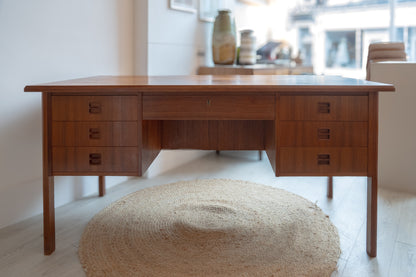 Teak kneehole desk with intregrated shelf (Denmark) 1960s