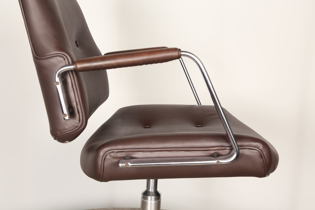 Model FK84 Office Chair, by Preben Fabricius & Jørgen Kastholm for Kill International (1962)