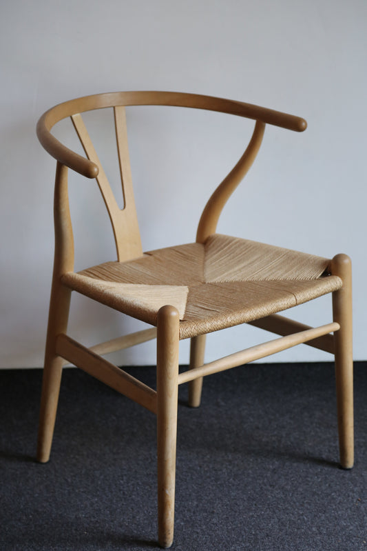 ON HOLD Wishbone chair Hans Wegner