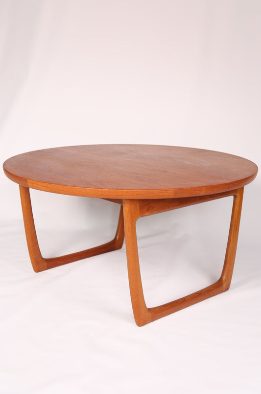 Teak Coffee table by Peter Hvidt & Orla Mølgaard for France & Sons (1960s)